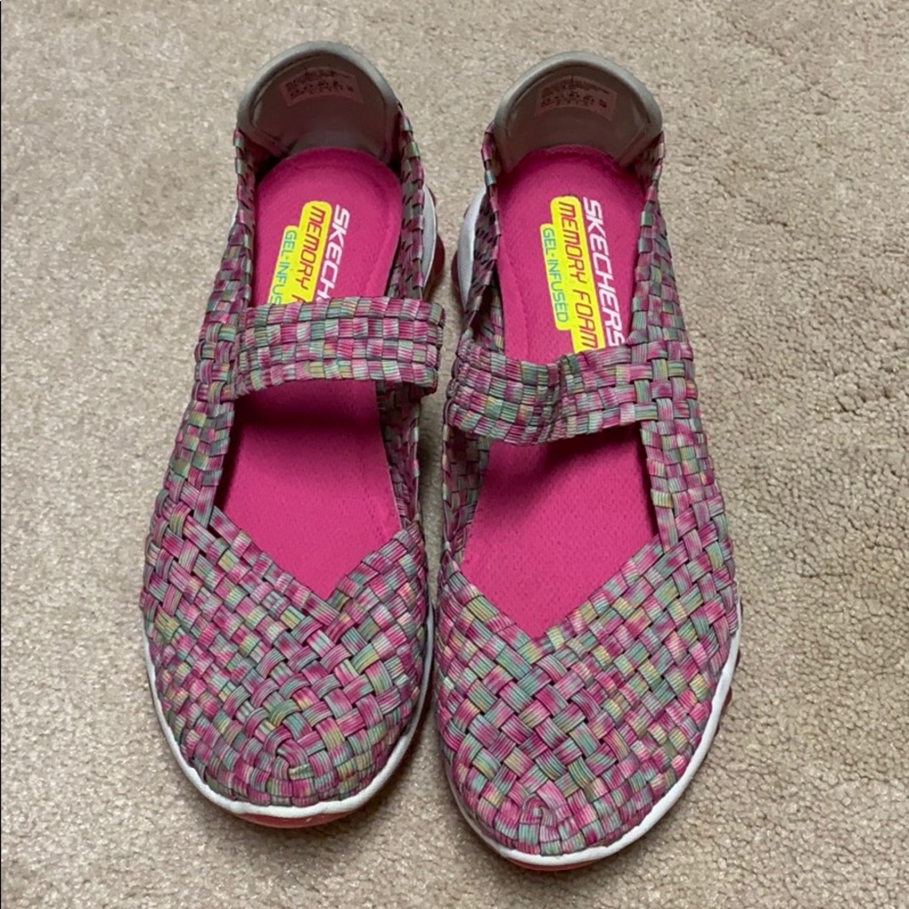 EUC Sketchers Memory Foam Sneakers Size 8.5